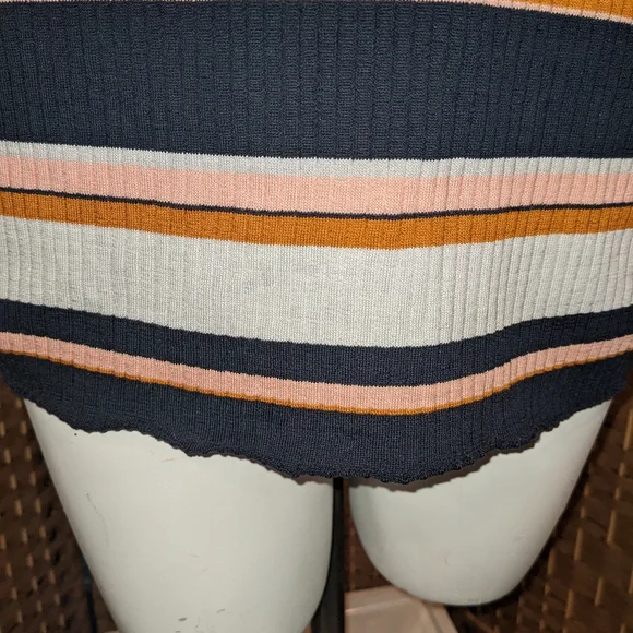 Lafayette 148 Striped Silk Blend Top Size Medium - Picture 3 of 8